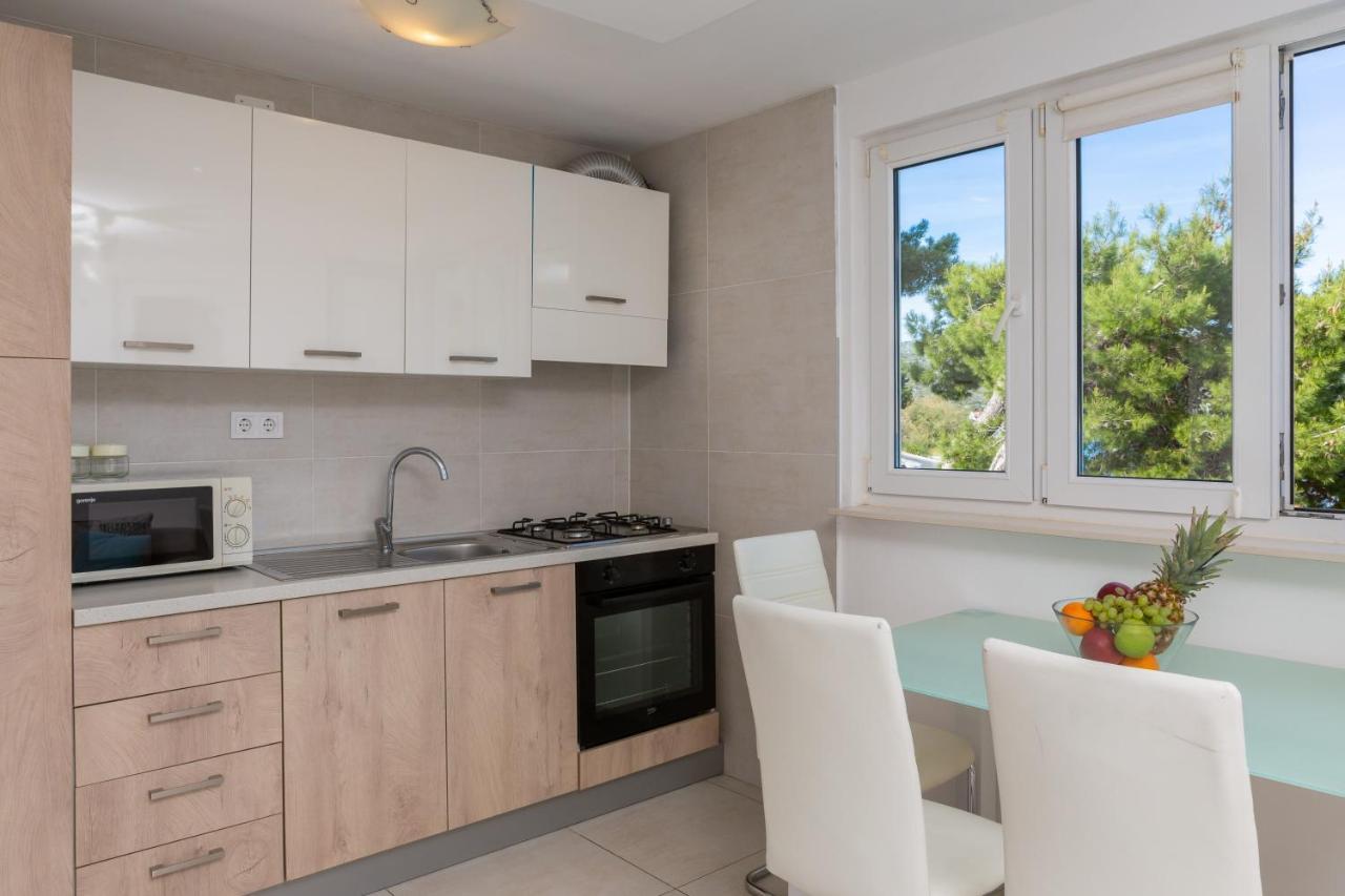 Estella Villa Apartments Rogoznica  Exteriör bild